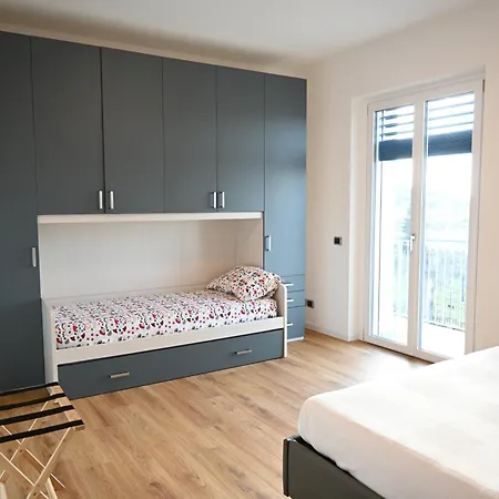 La Finestra Blu Alba 1 Apartment Exterior photo