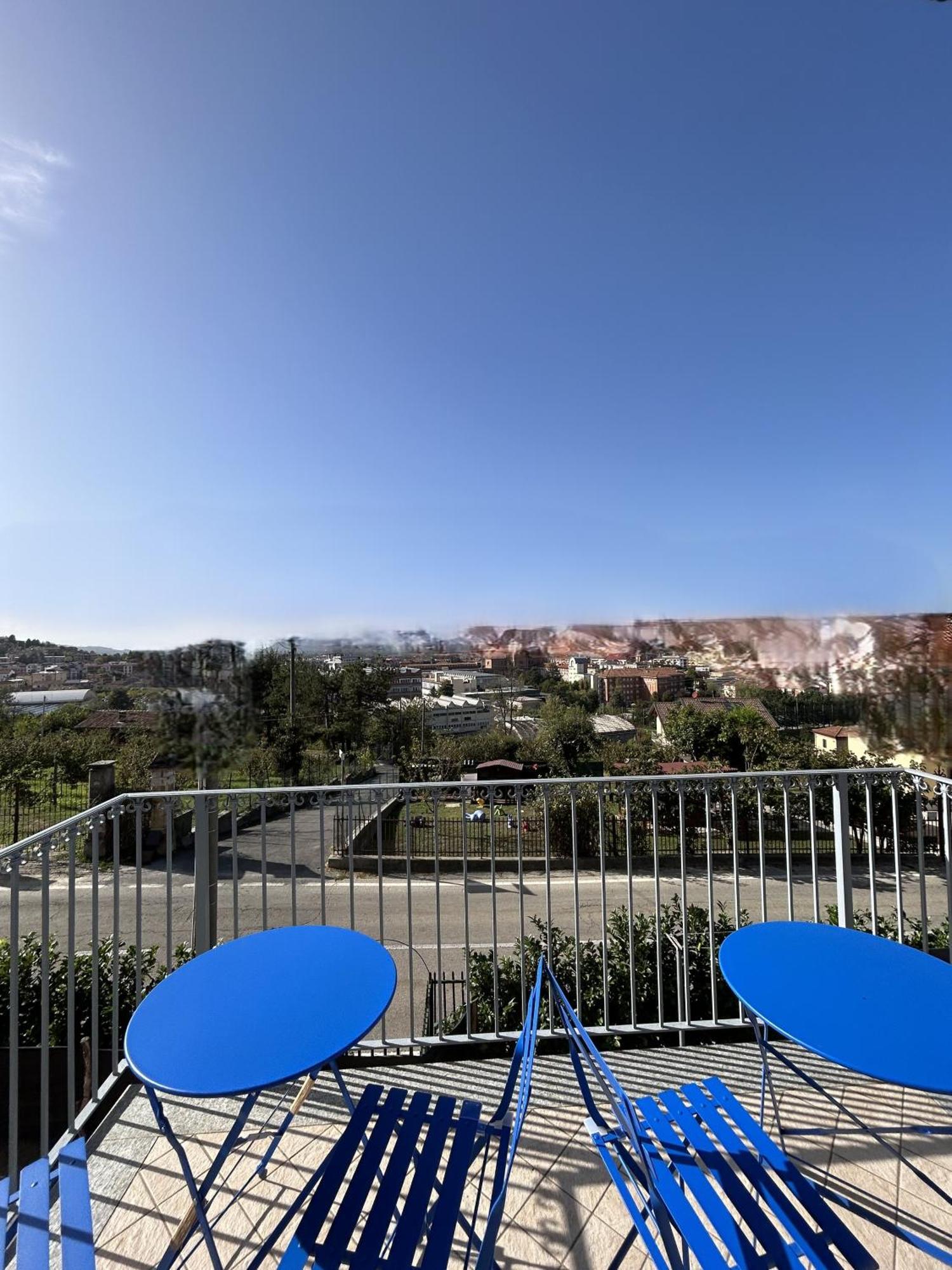 La Finestra Blu 1 Apartment